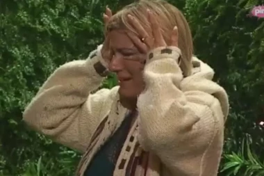 Jelena Golubović kroz suze o preminuloj baki: Sada sam pored nje, bila je moj najveći oslonac!