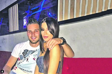 (FOTO) Sve ide kao po loju: RAJKOVIĆ ODBRANAMA ODVEO MAKABI NA VRH, a za to zahvaljuje devojci!