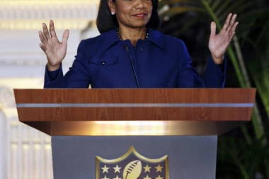 U IGRU ULAZI "RUSKI DŽEDAJ": Ako Priština angažuje Kondolizu Rajs, OVO JE ODGOVOR BEOGRADA