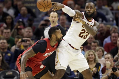 (VIDEO) Klivlend pokraden protiv Golden Stejta