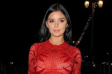 DEMI ODUŠEVILA FANOVE: Za 6 MILIONA pratilaca, uradila nešto potpuno neočekivano