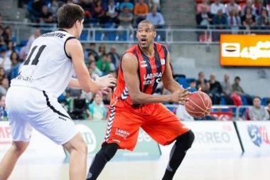 Igokea dovodi zvučno pojačanje