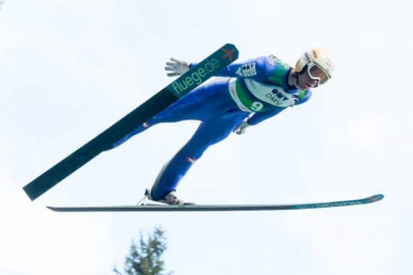 (VIDEO) HOROR PAD SKI SKAKAČA: Austrijanac helikopterom prenet u bolnicu