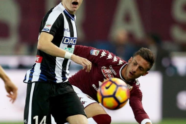 Talentovani Čeh bira Arsenal pre Juventusa