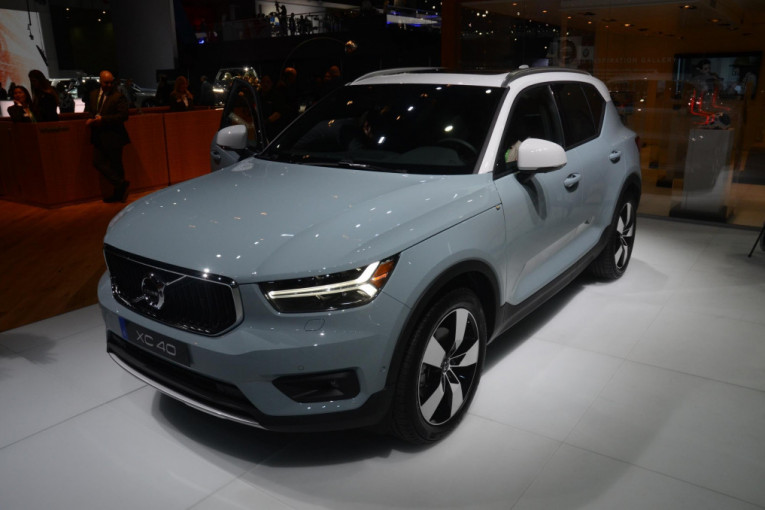 Najmanji "volvo" model XC40 uskače u sve popularniji mini-suv segment. Tu su vrhunska bezbednost i ekonomični motori