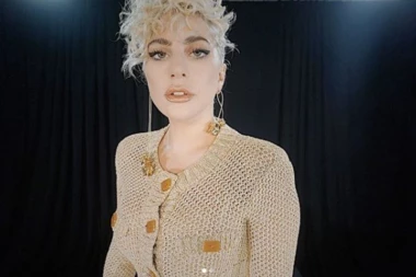 Udaje se Lejdi Gaga!