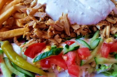 Atina Briselu: Priznajte giros kao tradicionalni grčki specijalitet