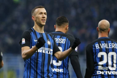 (VIDEO) HRVAT BRILJIRAO PROTIV KJEVA: Perišić het-trikom vratio Inter na čelo tabele