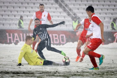(VIDEO) REMI U ZAVEJANOJ HUMSKOJ: Stojković poklonio bod Vojvodini