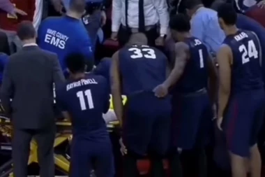 (VIDEO) MUK, PLAČ I MOLITVE NA UTAKMICI: Mladom košarkašu srce prestalo da kuca