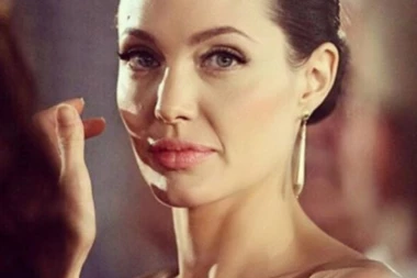 (FOTO) ANĐELINA DŽOLI ODUŠEVILA SVOJIM IZGLEDOM!