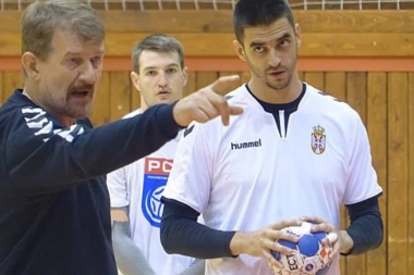 SELEKTOR POZVAO I VUJIĆA: Cvetković saopštio širi spisak za EP