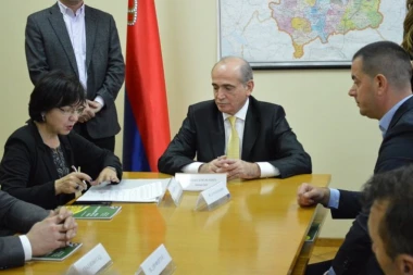 POTPISANI UGOVORI: Zaokružen prvi ciklus dodele sredstava namenjenih zadrugama