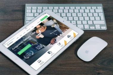 ŠALTERU I ČEKANJU JE DOŠAO KRAJ! Potpisujete dokumenta na iPhone-u