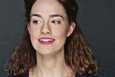 (FOTO) TEK ŠTO JE SAZNALA DA JE TRUDNA, USLEDIO JE ŠOK! Srpska glumica u transu nakon vesti koje je dobila!