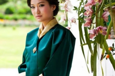 Već ugrožava popularnost Kejt Midlton: UPOZNAJTE NAJLEPŠU KRALJICU NA SVETU