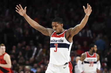 NBA- Vestbruk preokrenuo: Bil eksplodirao