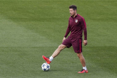 Atletikov novi minimalac, Madriđani pritiskaju Barsu