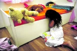 Užas u Sremskoj Mitrovici: Pedofil mesecima silovao maloletnicu o kojoj se starao!