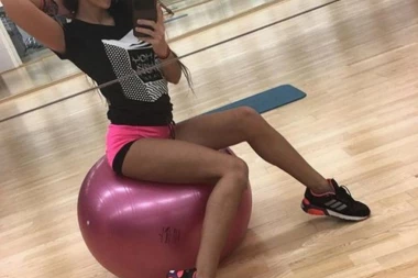 OVA SEKSI DOKTORKA JE UNIŠTILA SPARTAK