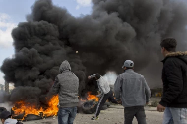 NOVE KATASTROFE: Dvoje ubijeno, desetine povređenih u Gazi