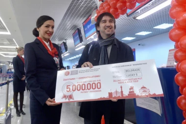 Novinar Sport kluba stigao na beogradski aerodrom i postao PETMILIONITI PUTNIK