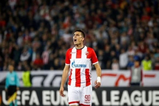 KAO VUJADIN SAVIĆ: Defanzivac Zvezde pred transferom KARIJERE!