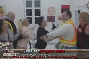 HAOS: Zadrugarke tukle Golubovićku!