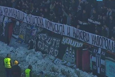 Mažić prekidao utakimicu zbog "Grobara", STOJKOVIĆ POGOĐEN GRUDVOM U GLAVU!