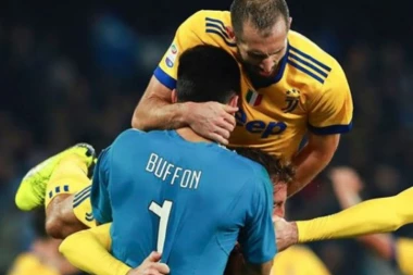 IMA NADE: Bufon spraman da brani još, ali Juve odlučuje