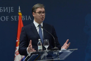 Vučić se sastaje sa političkim strankama u ponedeljak?