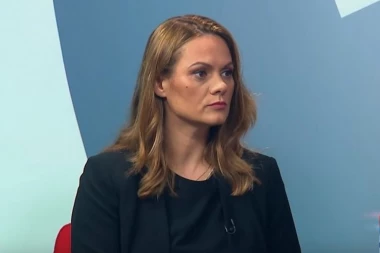 BOLESNICI: Hrvatskoj novinarki prete giljotinom ZBOG PRALJKA!