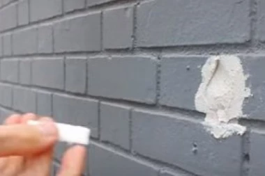 USB u zidu na ulici: Šta su to Dead Dropovi?