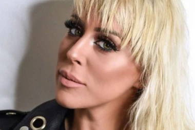 (VIDEO) RANI RADOVI SLAĐE ALEGRO! FRAPIRAĆETE SE kad vidite šta je pevačica radila pre Alegro benda!