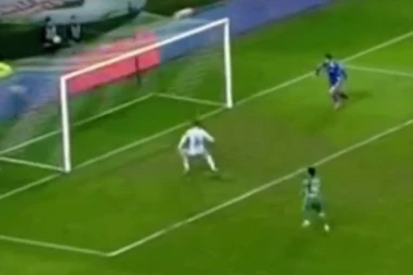 (VIDEO) KOKORIN SE OBRUKAO: Da li je ovo promašaj godine?