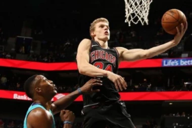 (VIDEO) Košarkaši znaju i fudbal da igraju