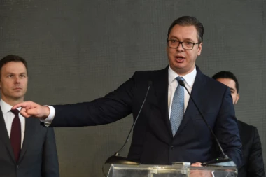 VUČIĆ KATEGORIČAN: Za zlodela na derbiju odgovaraće svi, pa i građani Hrvatske!