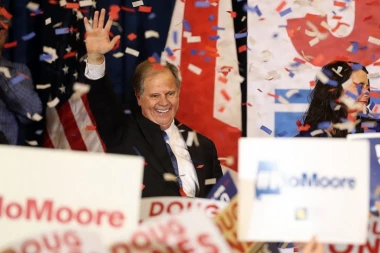 ALABAMA DOBILA DEMOKRATU: Pao Trampov kontroverzni političar!