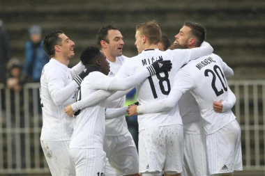 Bomba sa Banovog Brda: ČUKIN FUDBALER IDE U SERIJU A!