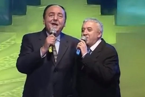 ERA SE RASPAO OD TUGE ZBOG BORINE SMRTI! Pre samo tri dana STARI VUK mu je poslao poruku, odgovor ga je rastužio: Evo o čemu se radi, suze same teku!