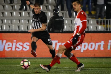 (VIDEO) Mogao da bude junak derbija: Ožegović će dugo sanjati ovaj promašaj!