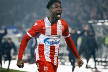 MBOĐ ISPROZIVAO GROBARE: Radujte se, dobili ste penal posle 22 godine! Pozdravlja vas Boaći!