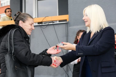 Mihajlović: Definisati lokacije za gradnju stanova