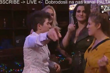 DOŠLA DO PROSJAČKOG ŠTAPA: Učesnica Zadruge KRIVI SEBE ZA SIROMAŠTVO!