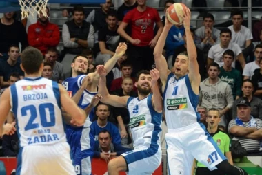 HRVATI IGRALI ZA ZVEZDU: Zadar zaustavio Budućnost