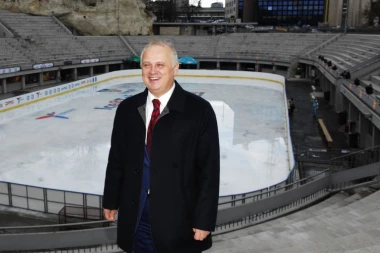 VESIĆ NA LEDU: Taš je kultno mesto u Beogradu!