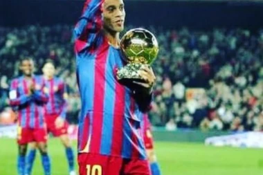 RONALDINJO NAHVALIO NASLEDNIKA: Barselona treba da povuče njegov dres kad se penzioniše!