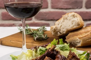 OPREZ: OVI signali vam govore da patite od povišenog holesterola!