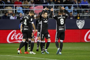 (VIDEO) ODOŠE BODOVI U SEVILJU: Betis pobedio Malagu