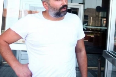 Čuveni pčelar se konačno skrasio: Miki ženu i dete uselio u svoju kuću!